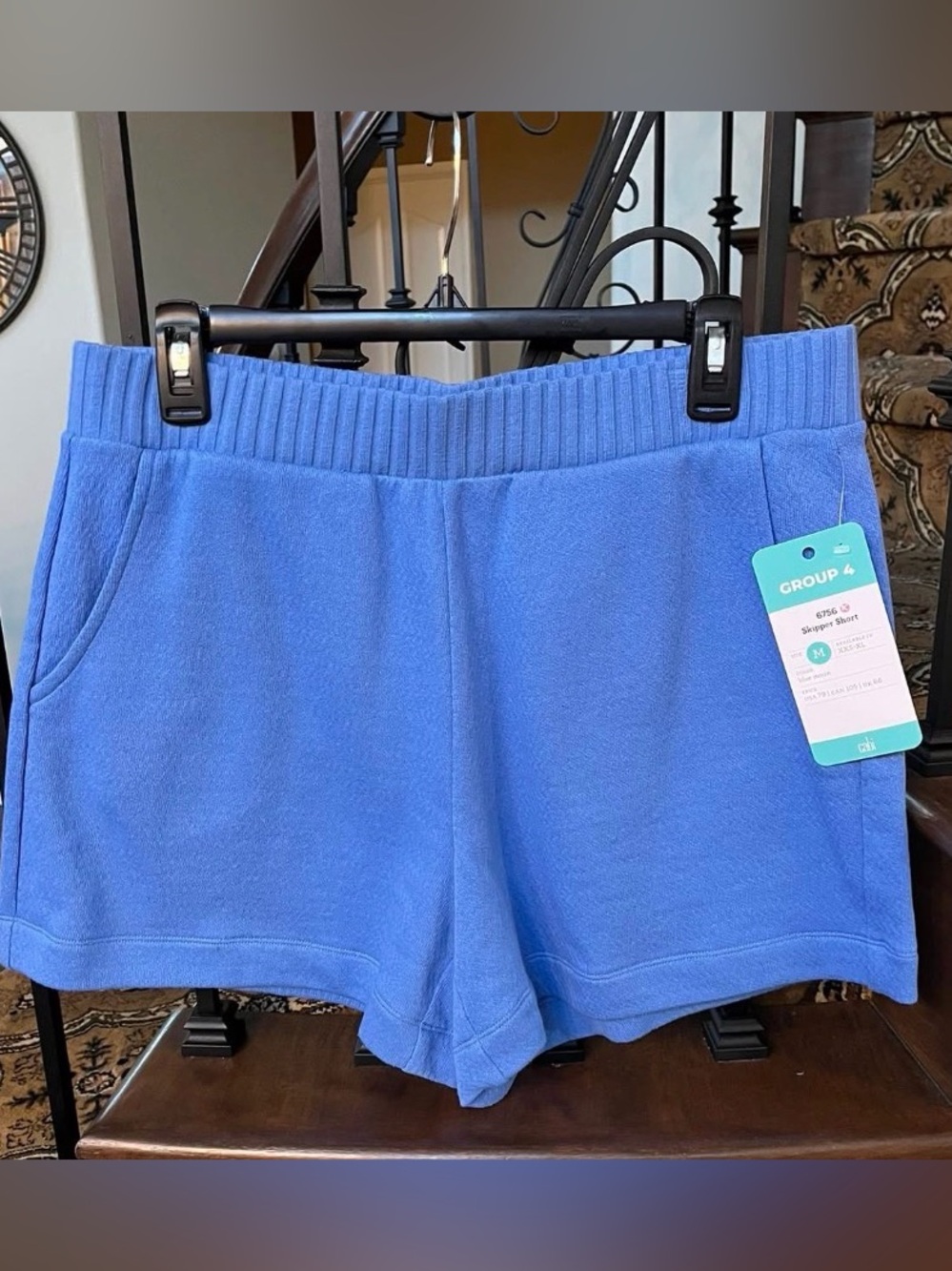 cabi #6756 Skipper Short. Blue Moon. NWT. Size Medium